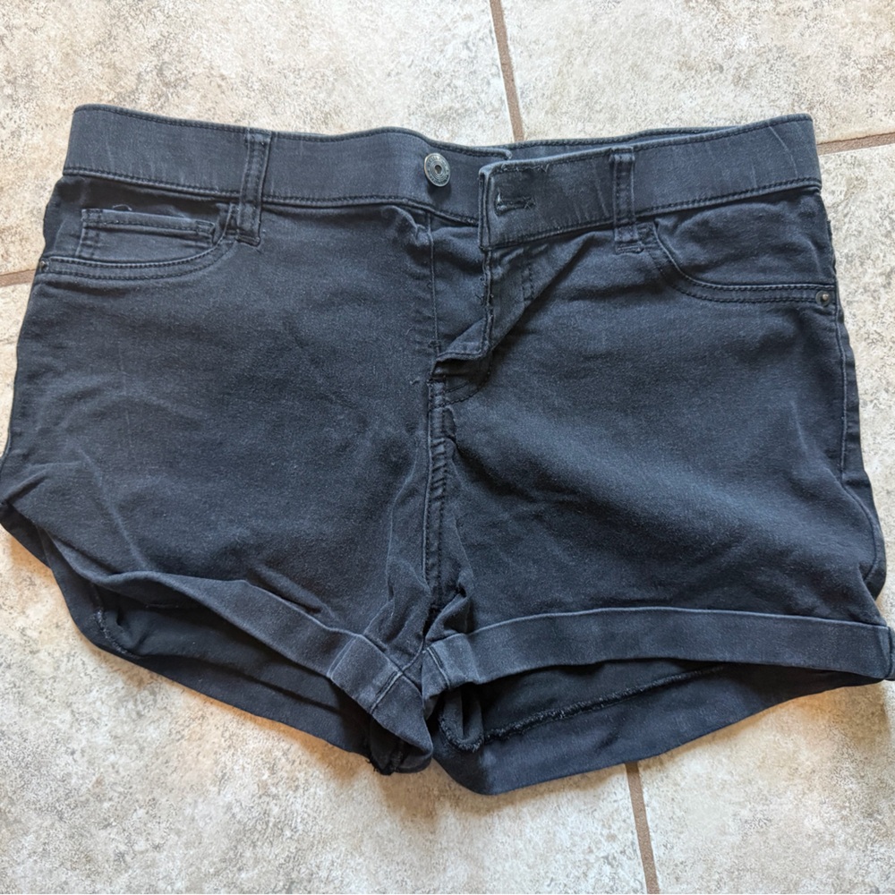 Vanilla Star Charcoal Pull-On Shorts